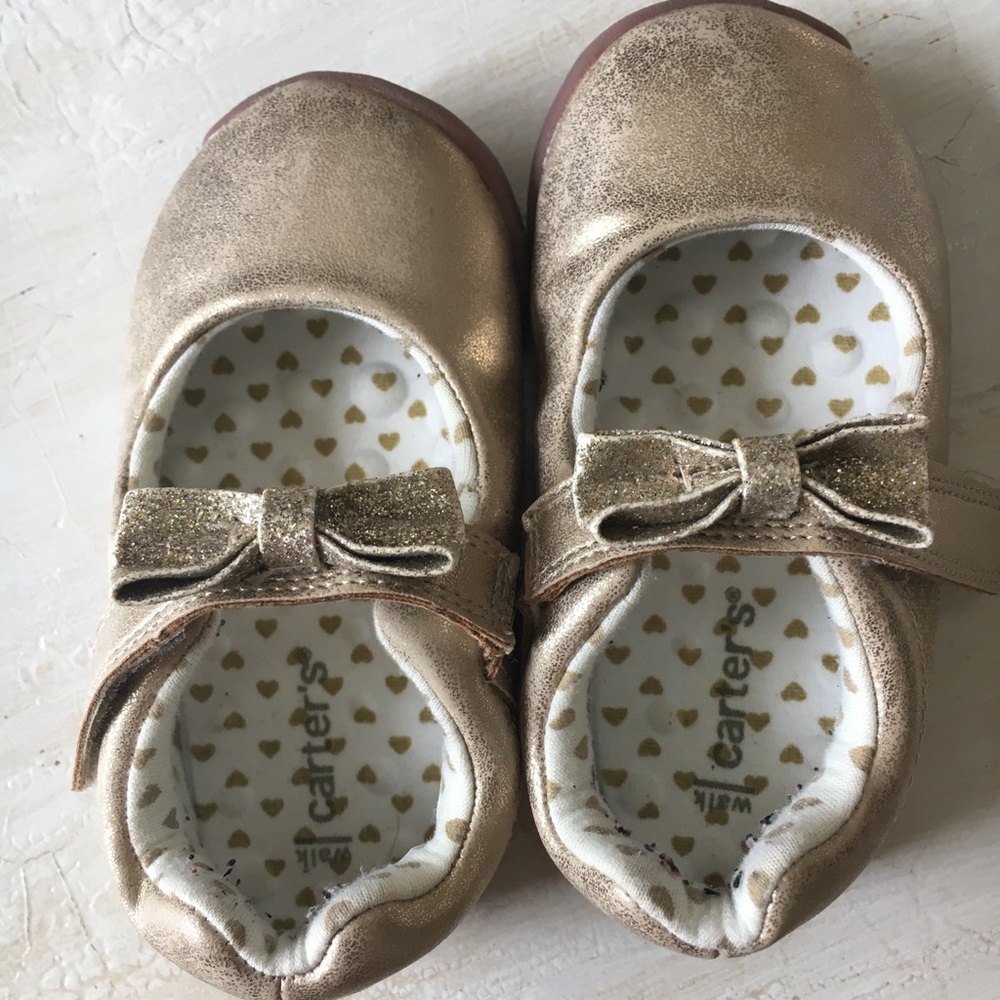 Size 5 Carters Gold Dress Shoes Brand New
